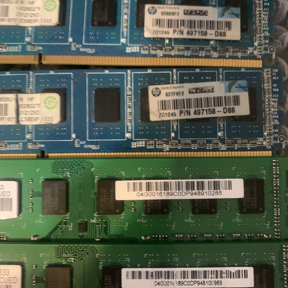 Lot Bunch of Computer Parts and Upgrades. Including Ram, SSD, HDD, Graphic cards - Picture 7 of 12